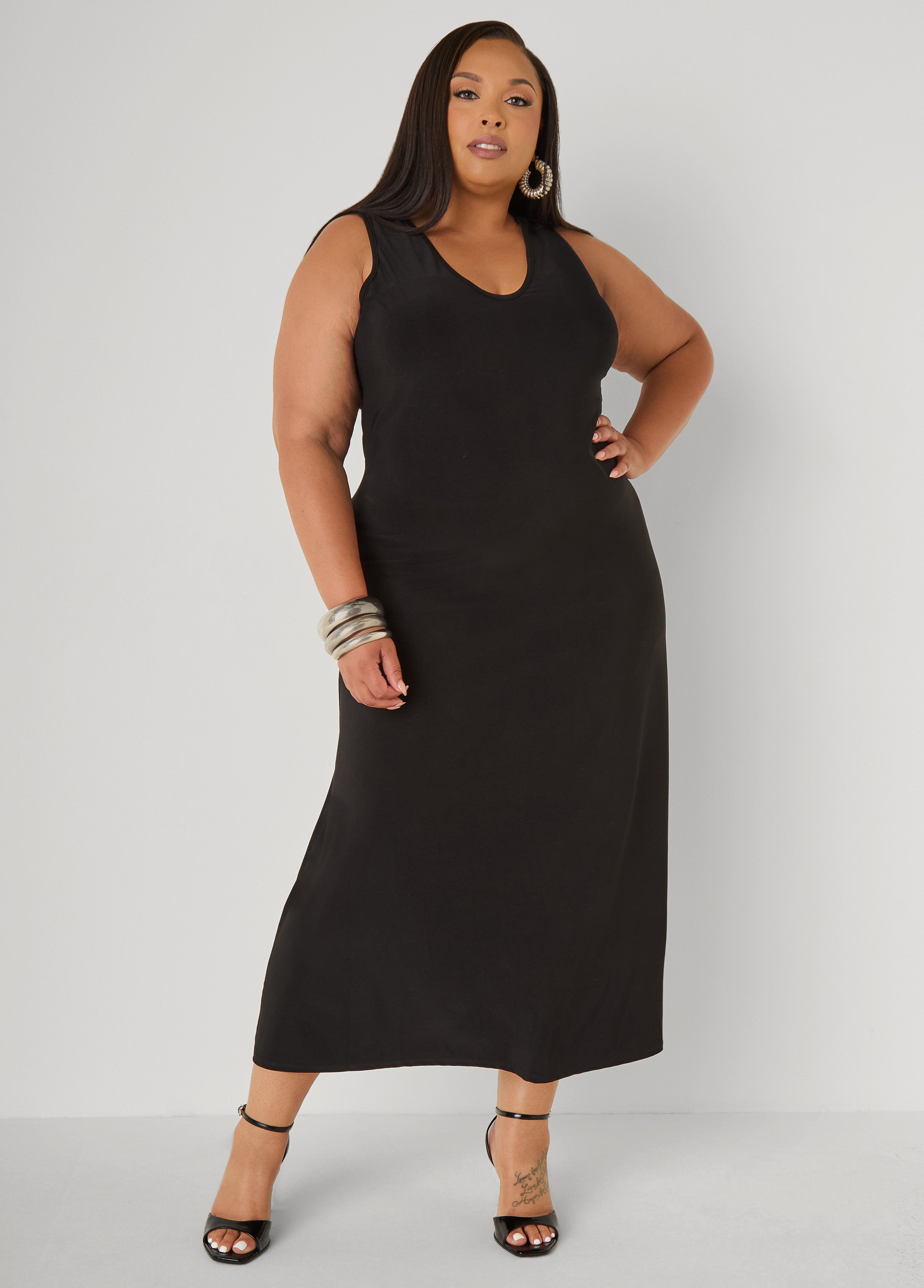 V Neck Maxi Knit Dress