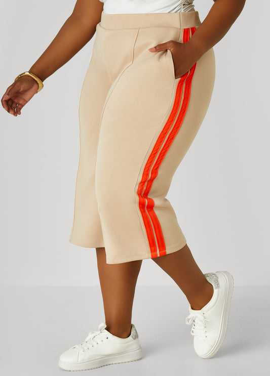 Stripe Trimmed Capris