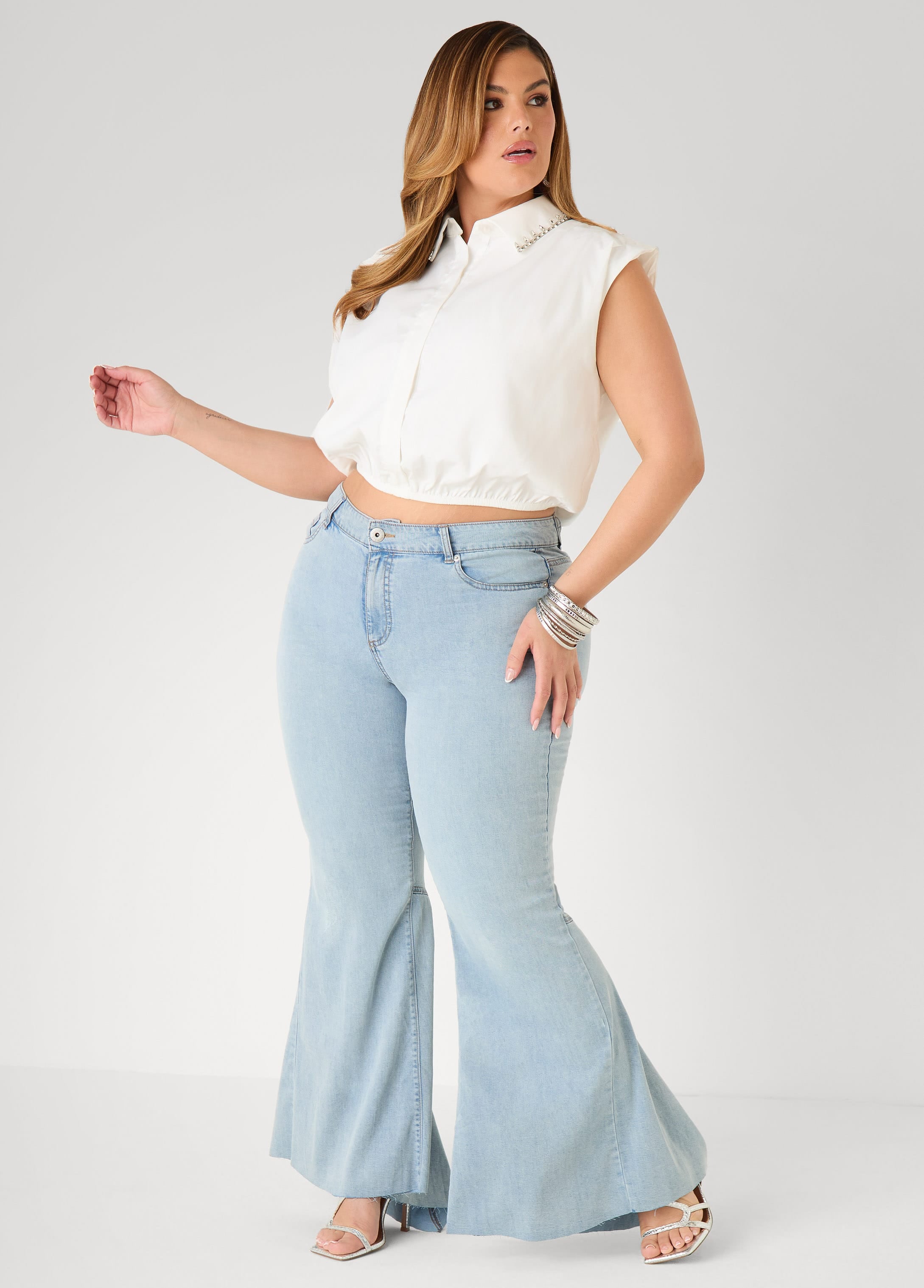 Seam Detailed Flared Jeans – Ashley Stewart
