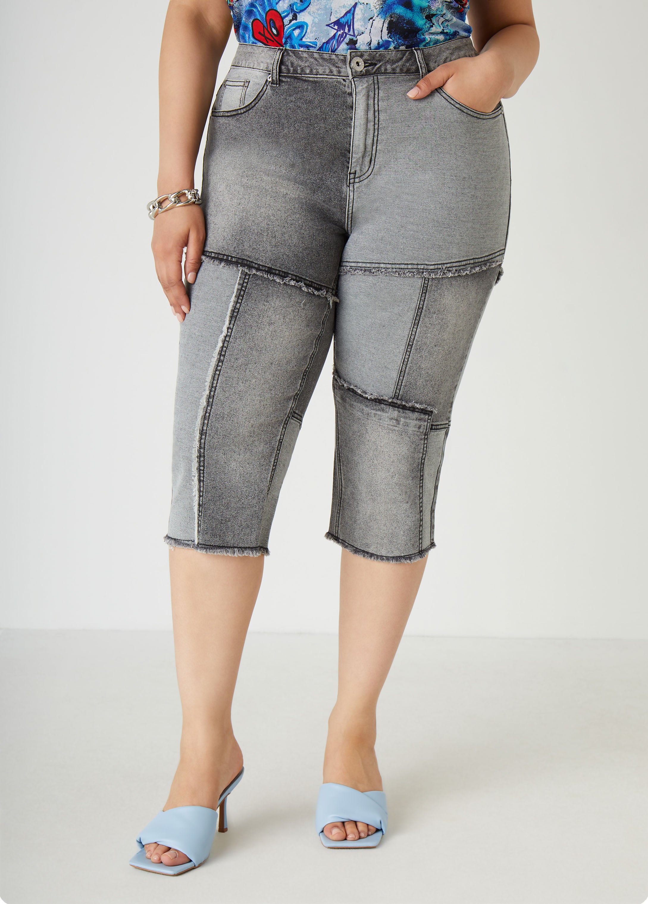 Plus Size Frayed Patchwork Denim Capris