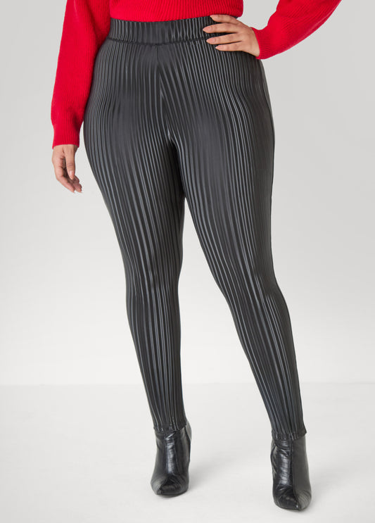 Plus Size Striped Liquid Leggings