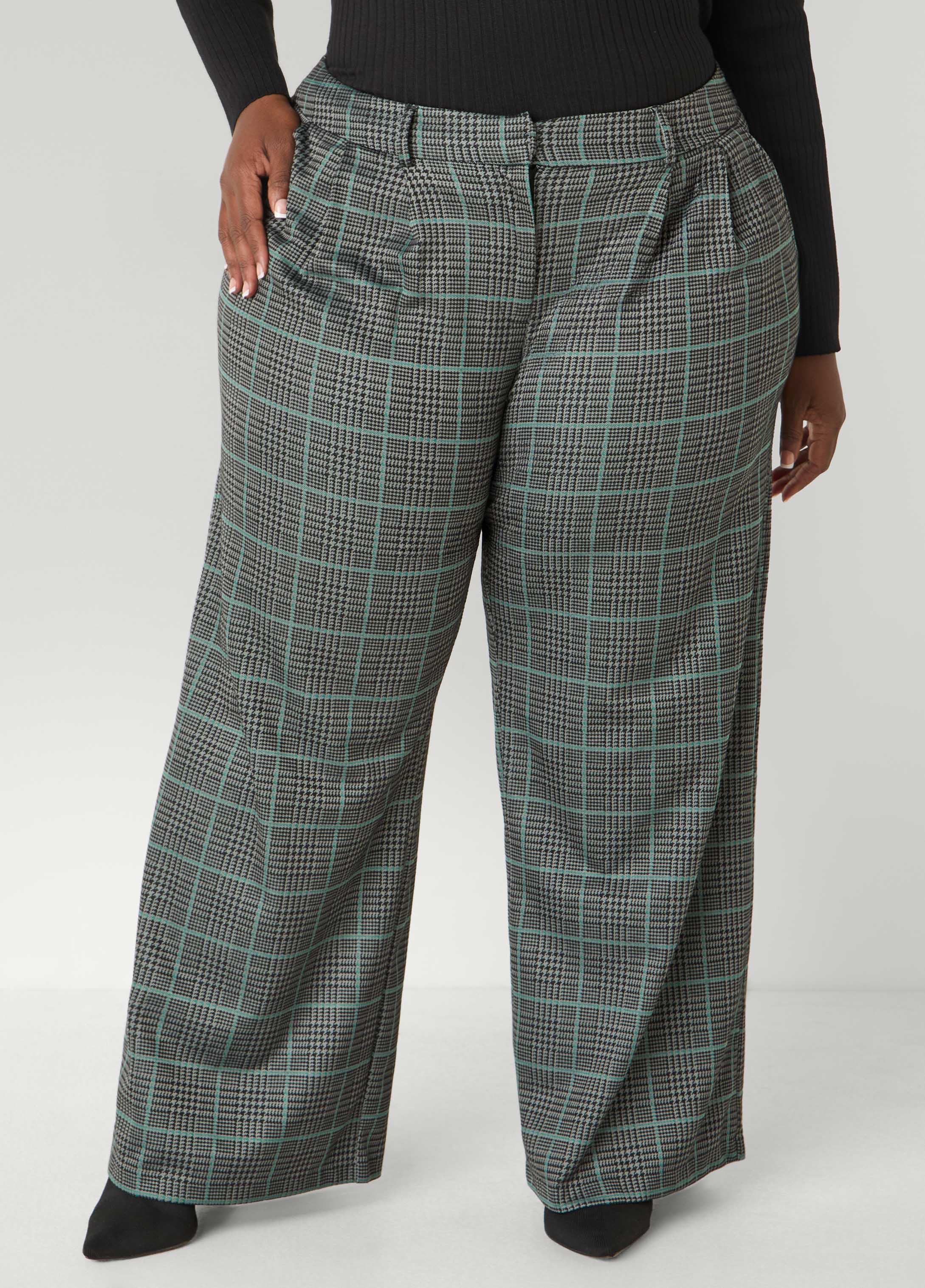 Plus Size Plaid Pleated Wide Leg Pants