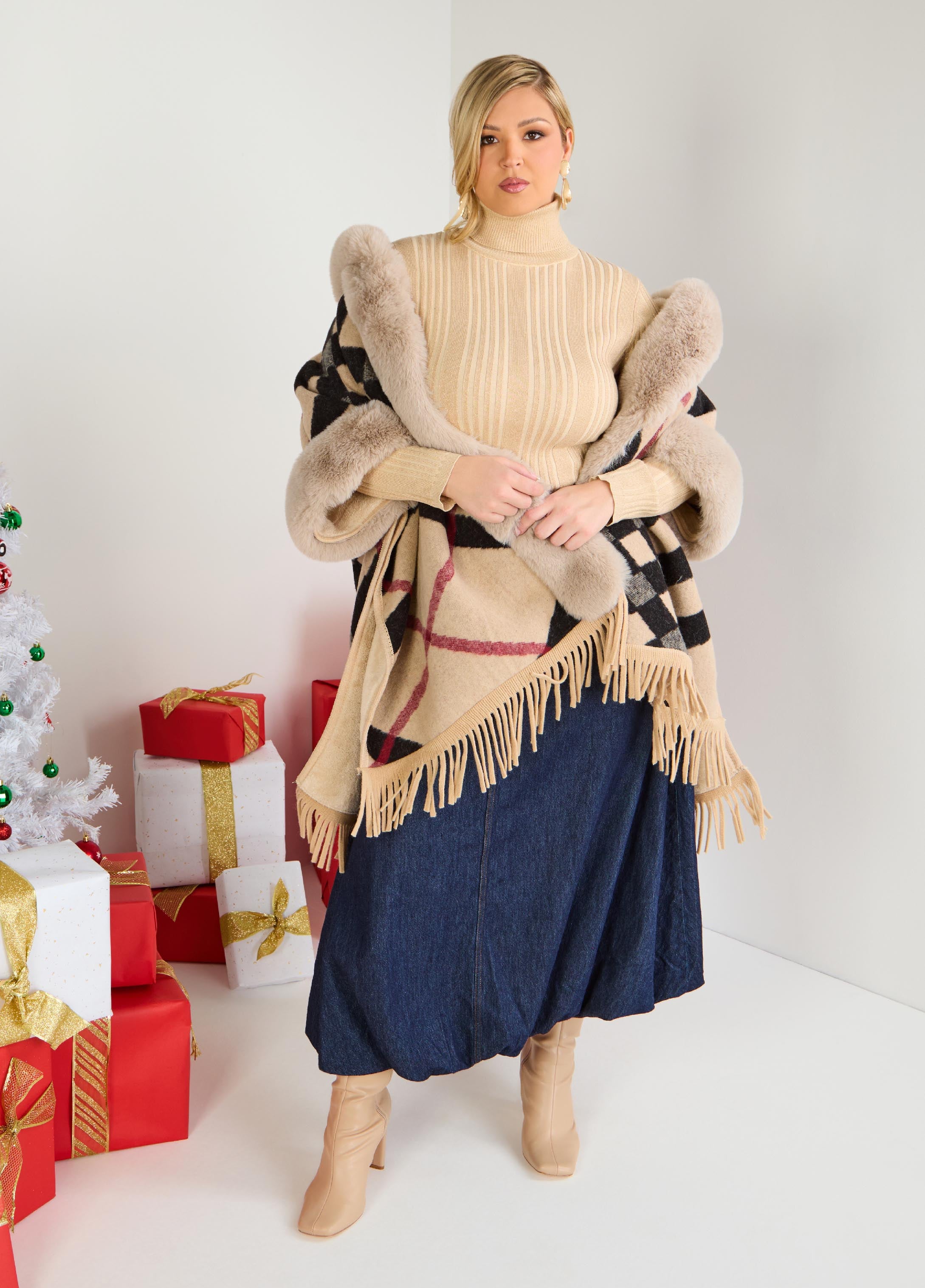 Plus Size trendy designer Adrienne Vittadini plaid poncho wrap ruana