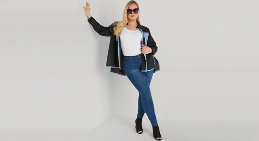 14 Ways Plus-Size Women Can Rock Oversized Shirts 
