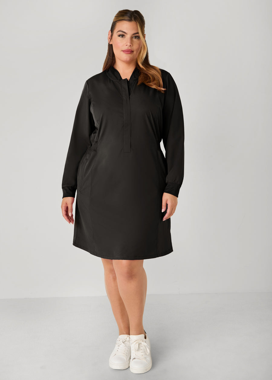 Model shown is 5'8" wearing size 14/16.