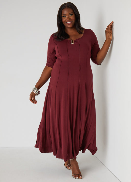Seamed U Ring Maxi Dress
