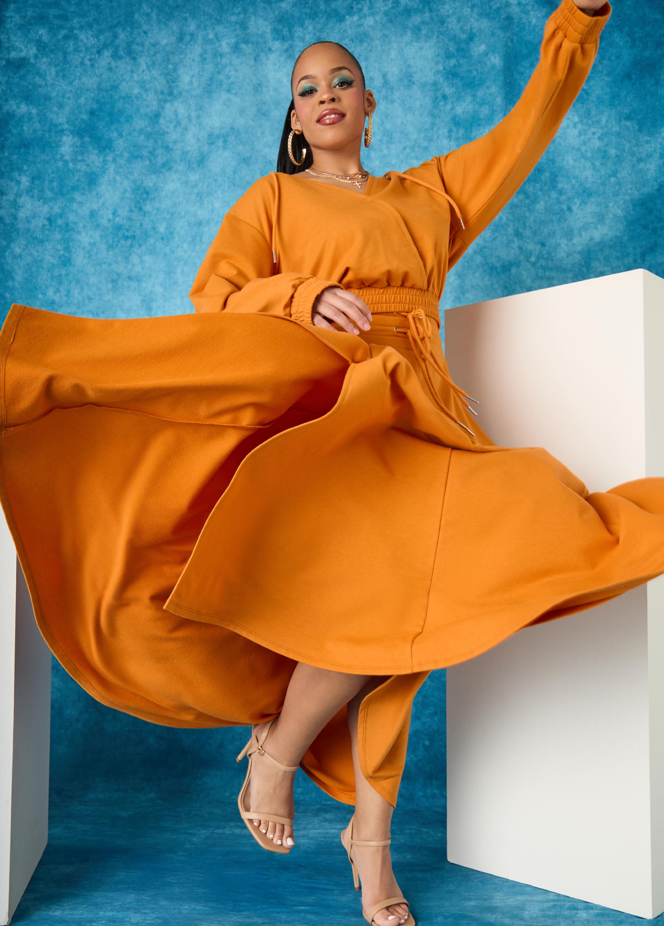 Plus Size Trendy Crop Skirt Athleisurecore Two Piece Set