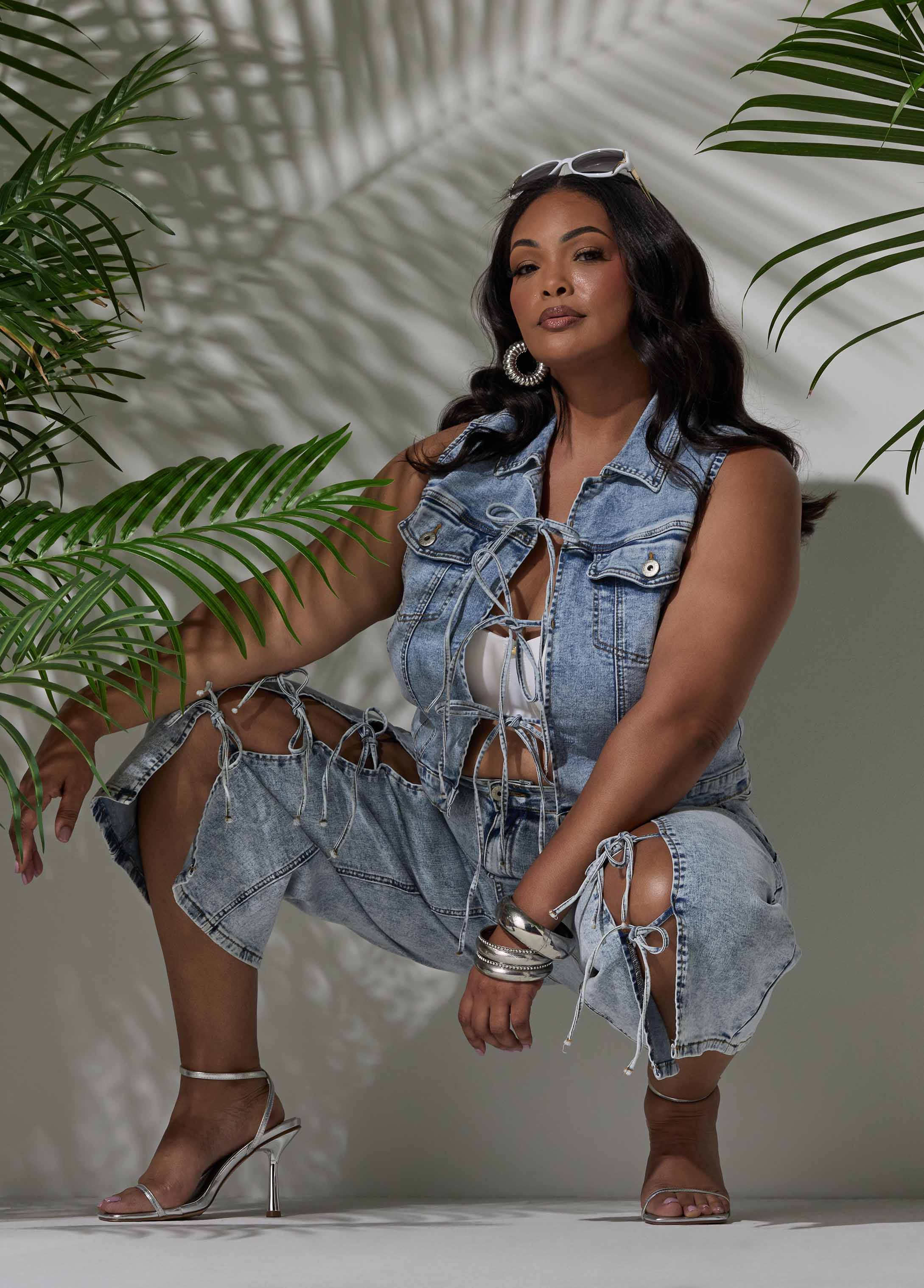 Tie Front Acid Wash Denim Capris