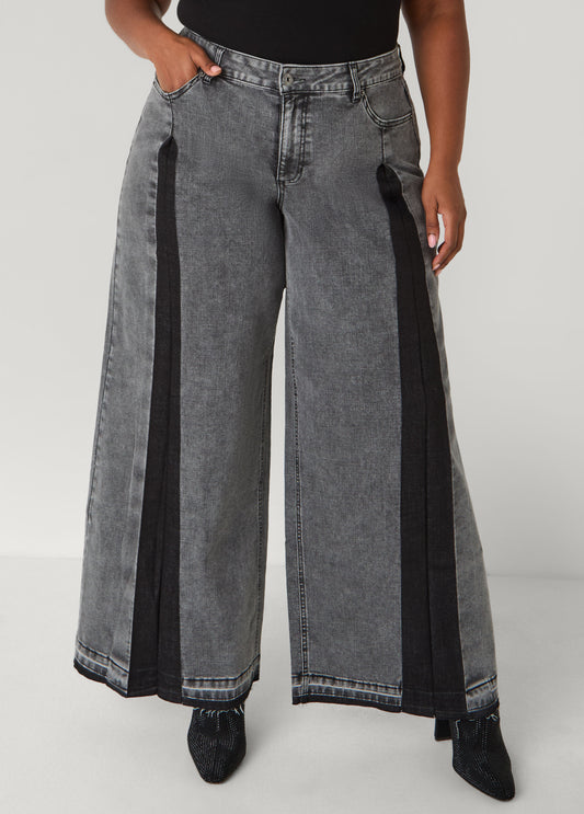 Pleated Two Tone Wide Leg Jeans
