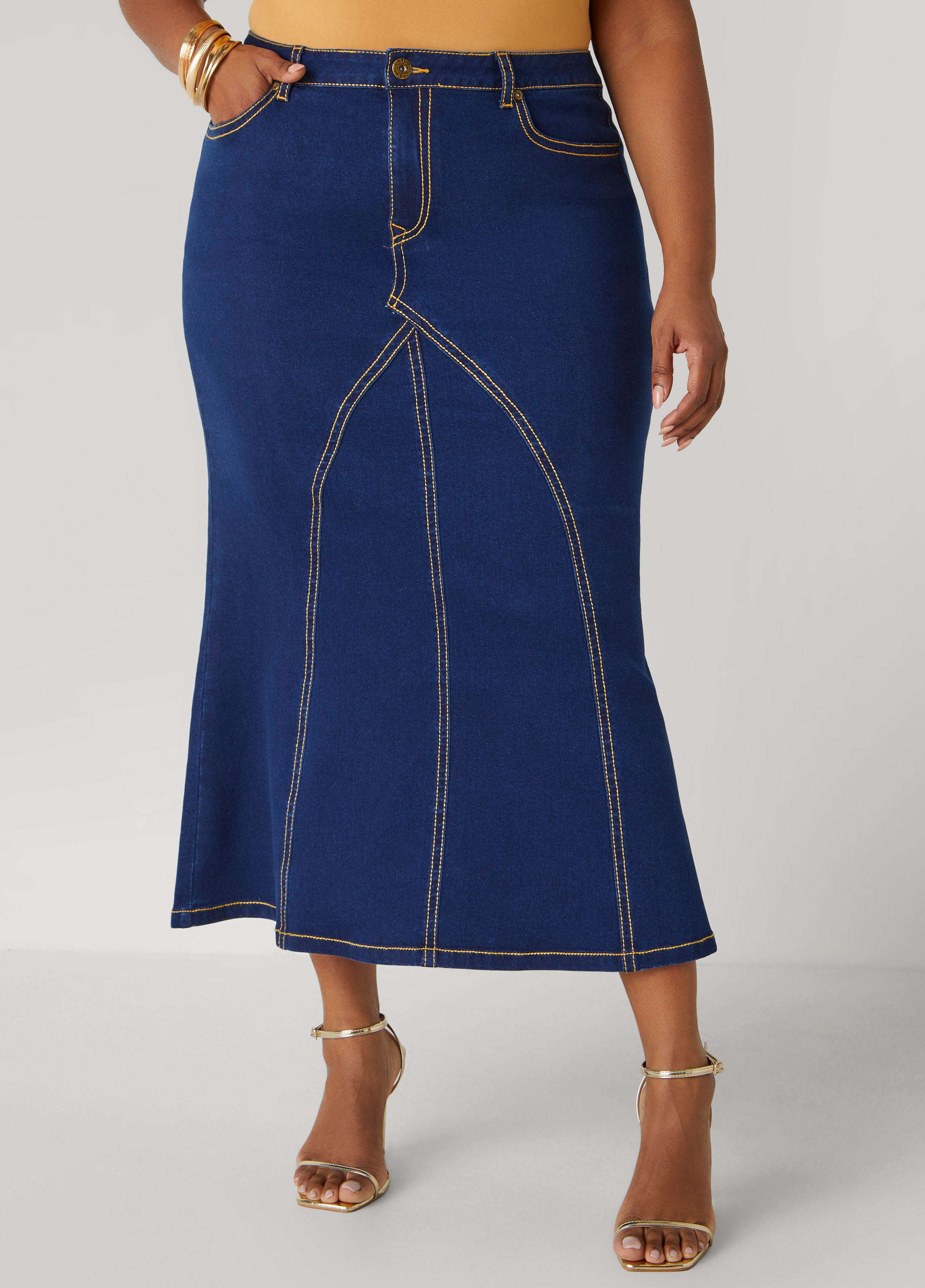 Plus Size Seam Detailed Maxi Skirt