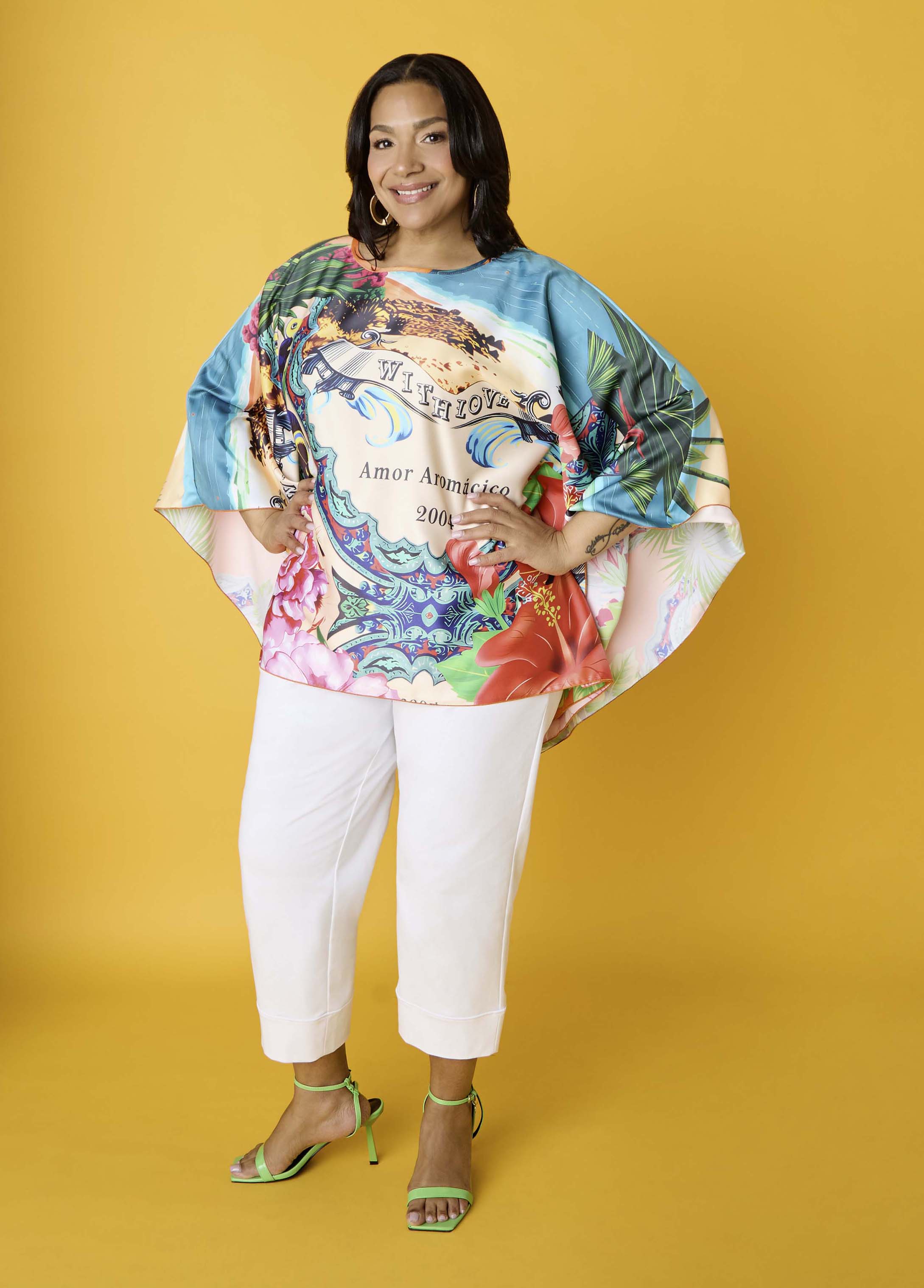 Plus Size Postcard Print Satin Poncho Drama Sleeved Tunic