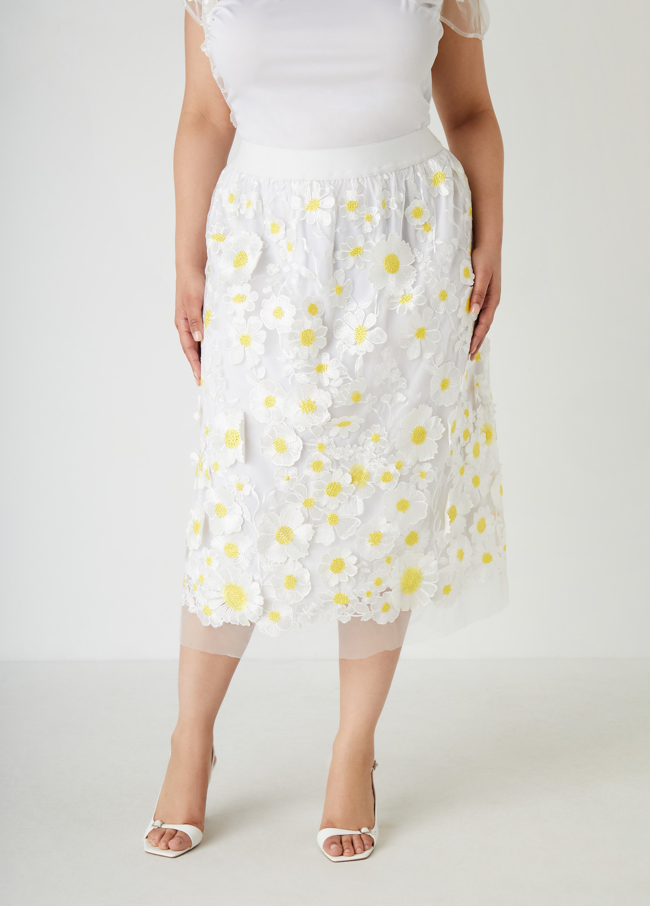 Plus Size Floral Applique Embroidered Skirt
