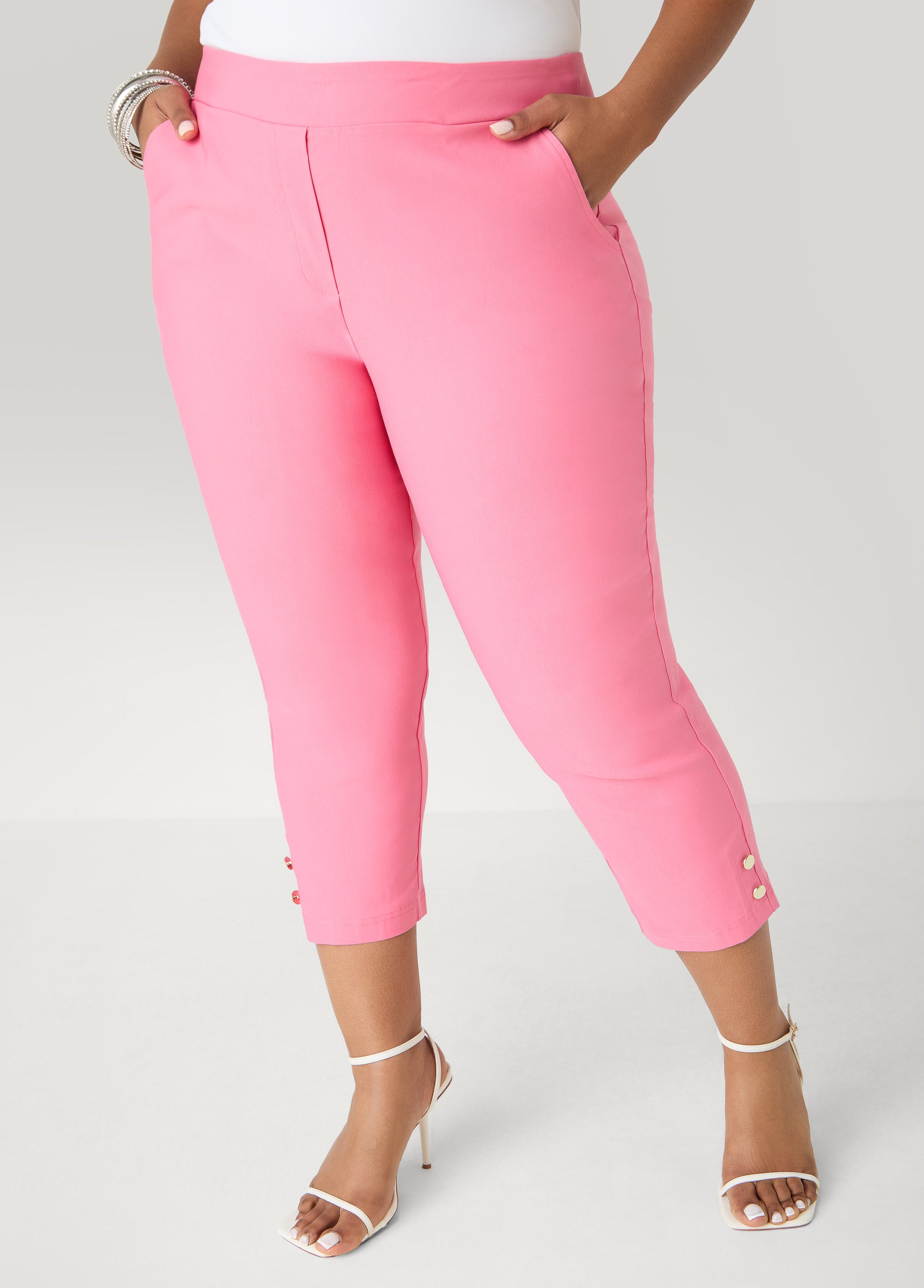 Millennium Button Detailed Capris