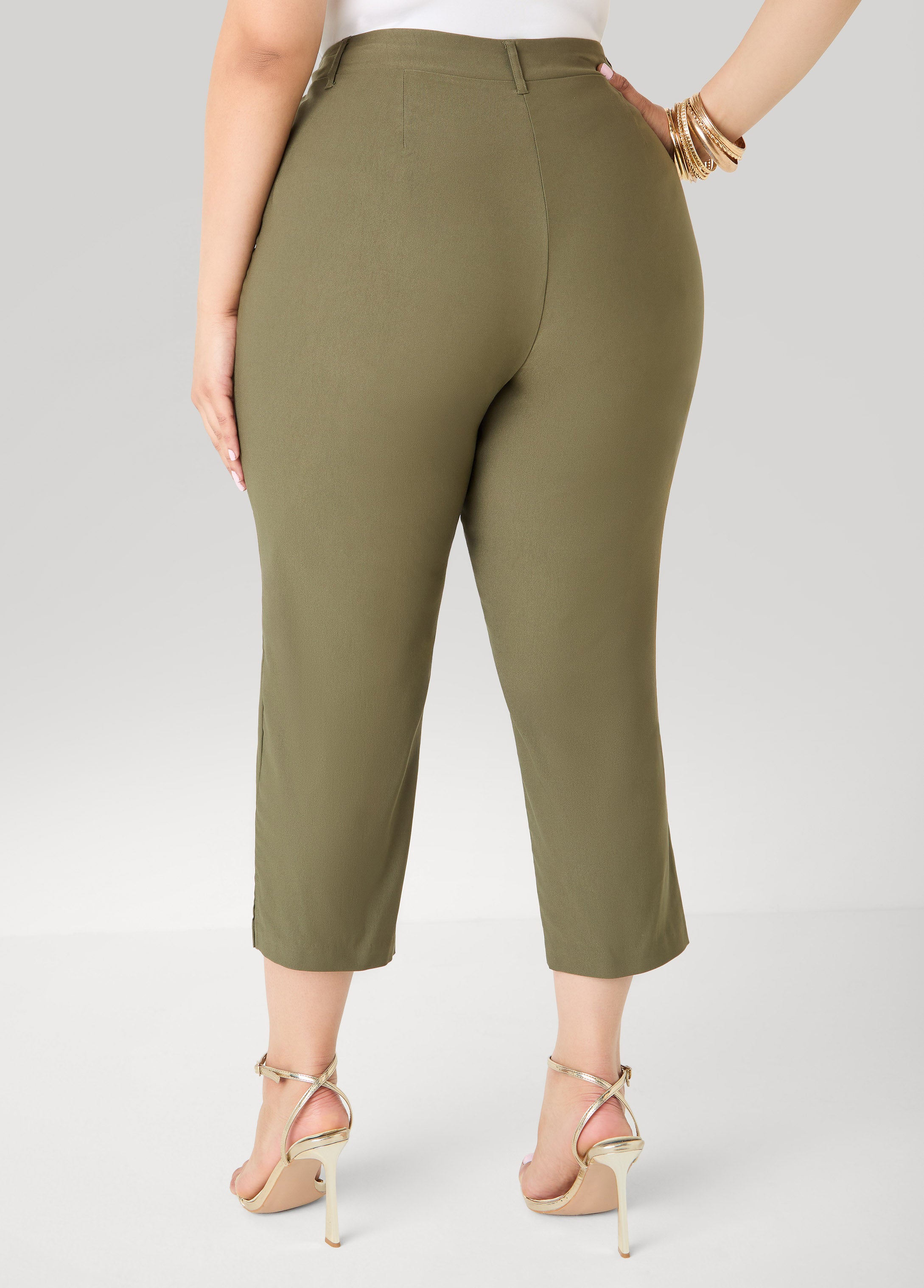 Millennium Split Cuff Capris – Ashley Stewart