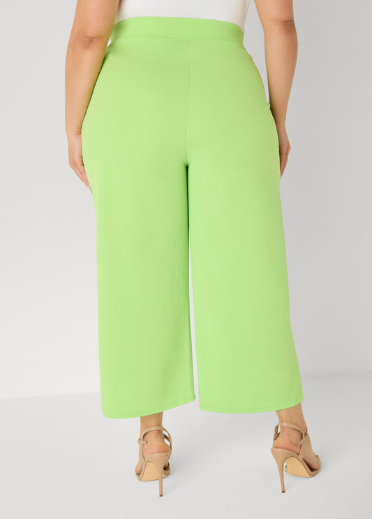 Pleat Detailed Wide Leg Capris