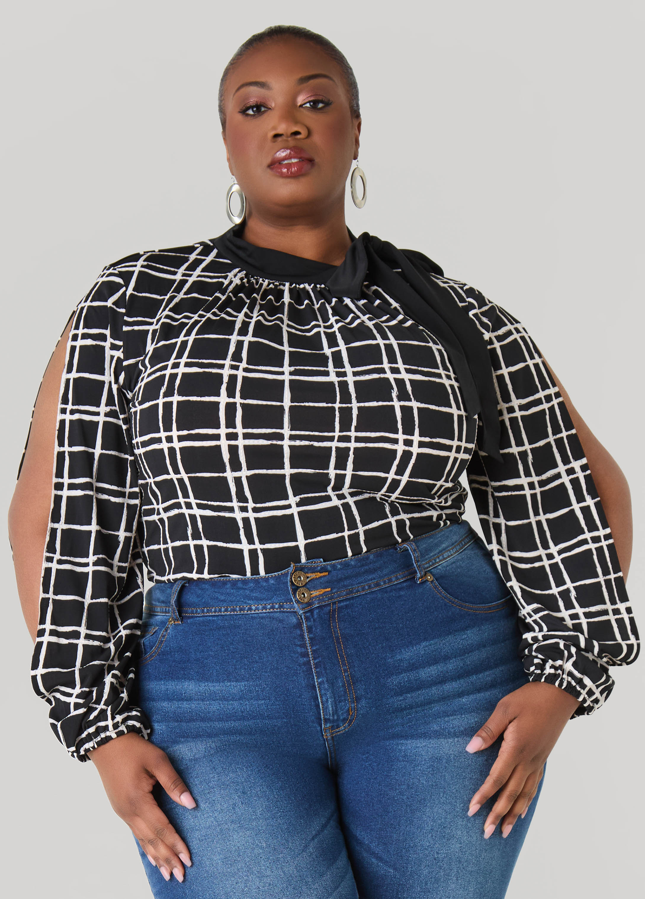 Plus Size Windowpane Split Sleeved Top