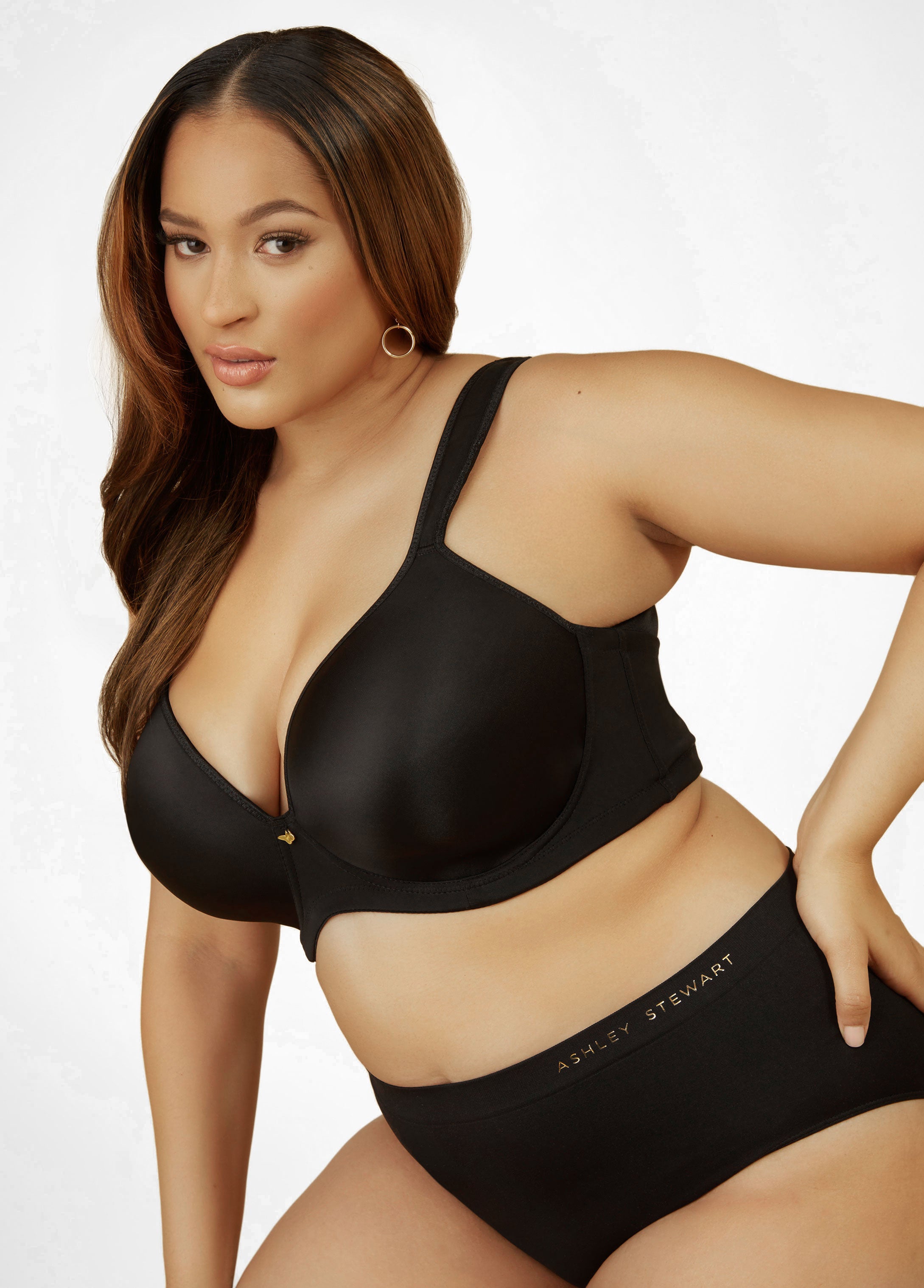 Smoothing Plunge Butterfly Bra