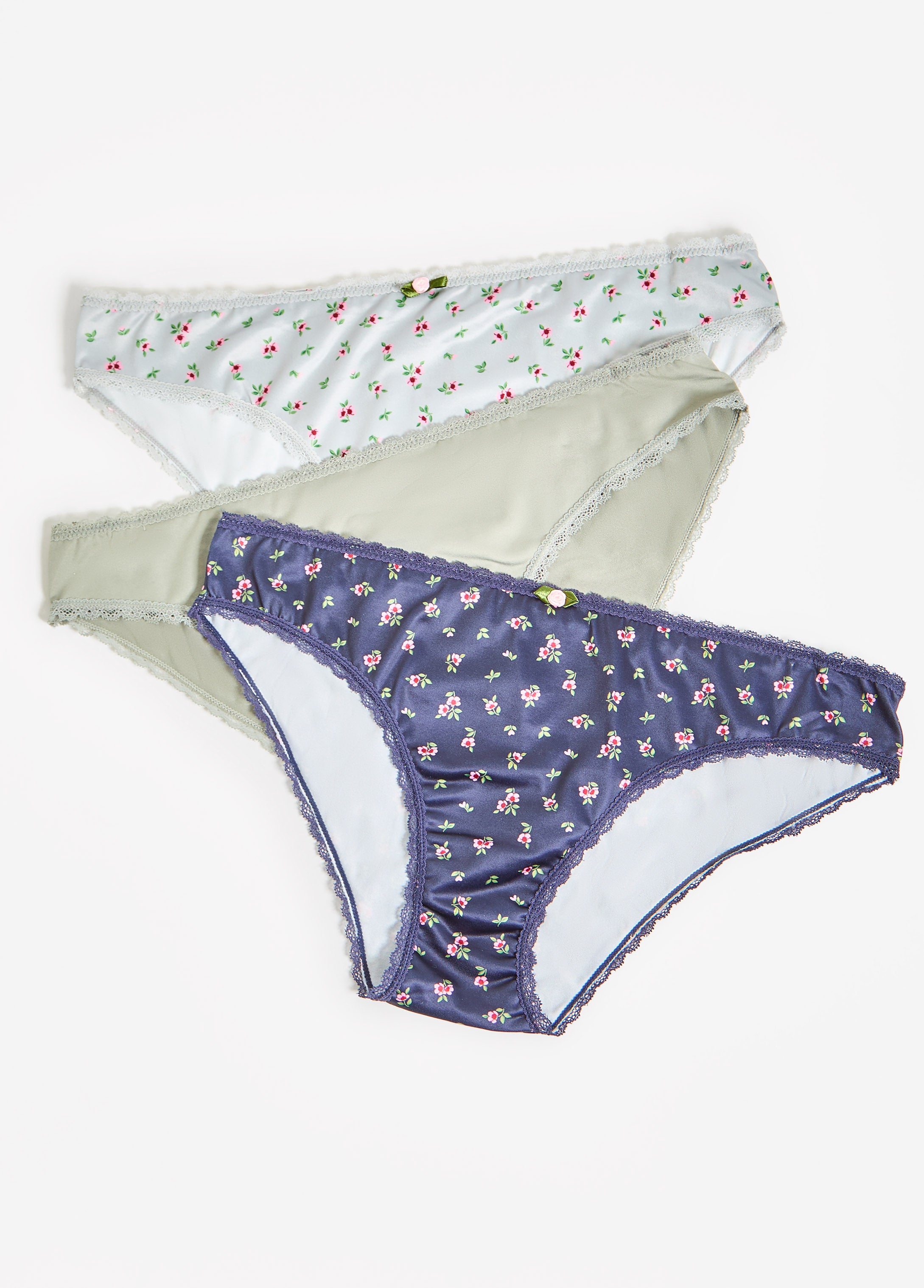 Lace Trimmed 3 Pack Bikini Panties