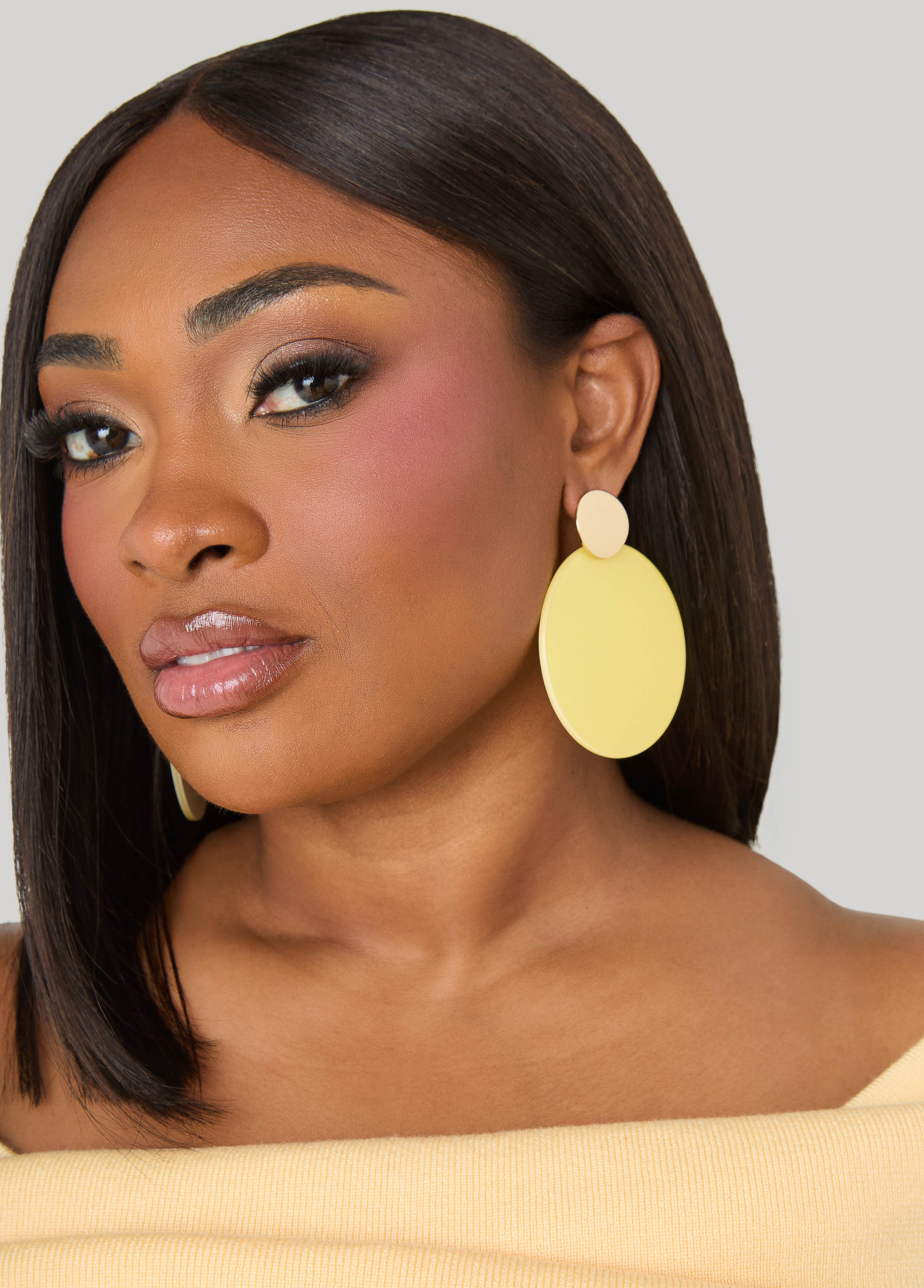 Glittered Disk Earrings