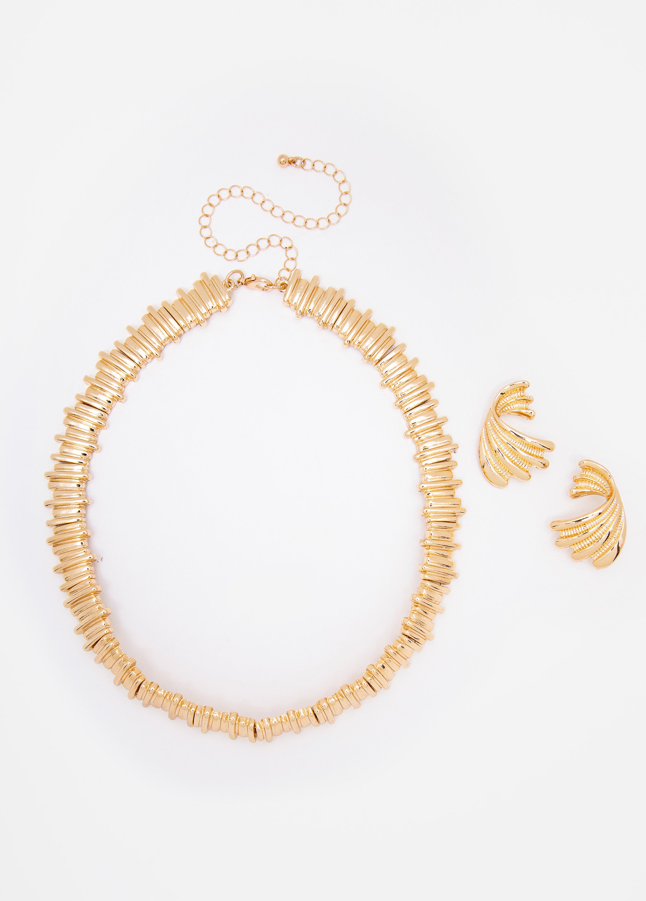 Sculpted Gold Tone Necklace Set