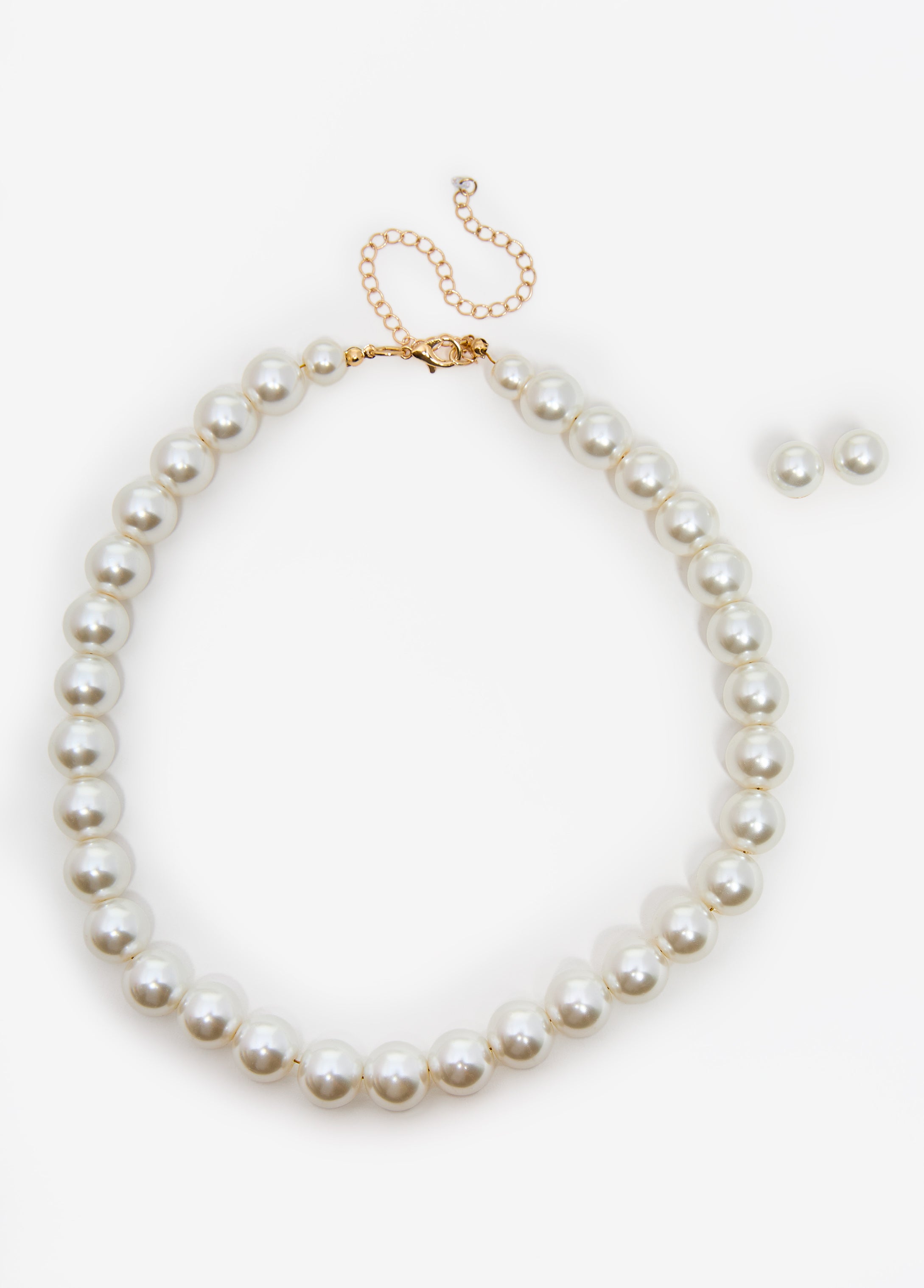 Faux Pearl Necklace Set