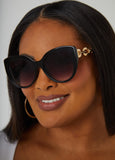 Chain Trimmed Cat Eye Sunglasses