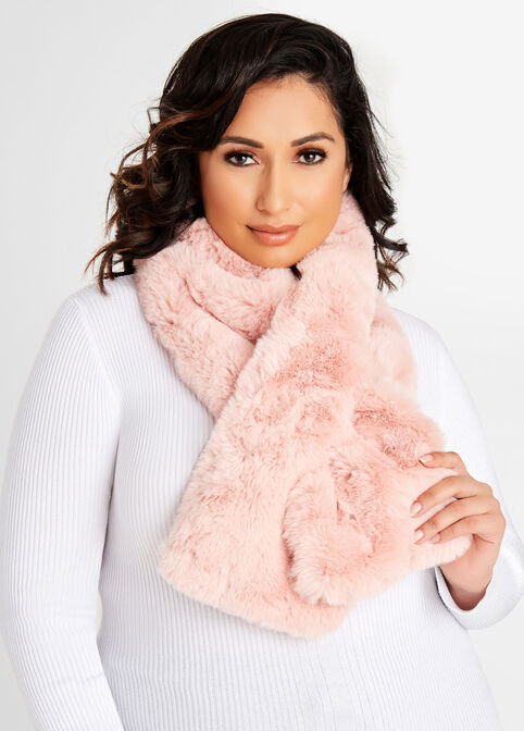 Plus Size Women's Accessories Faux Fur Mink Pull Through Warm Scarf image number 0