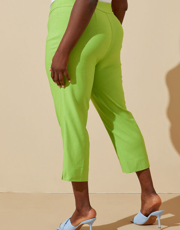 Power Twill High Rise Capris, Parrot Green image number 1