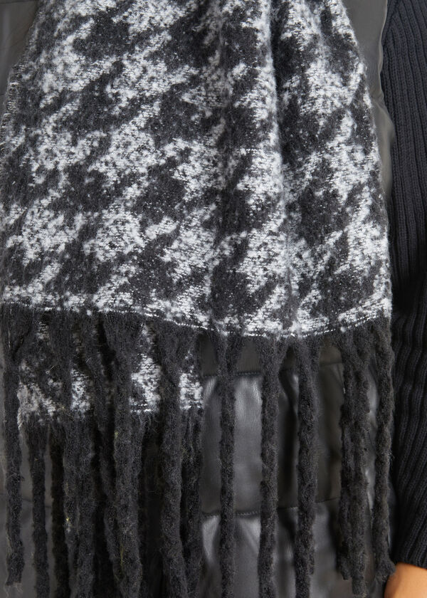Houndstooth Knitted Scarf, Black Combo image number 2