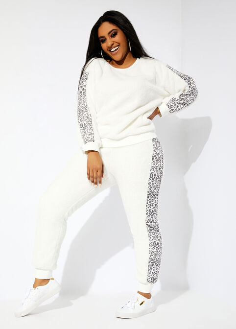 The Camila Jogger, Ivory image number 2
