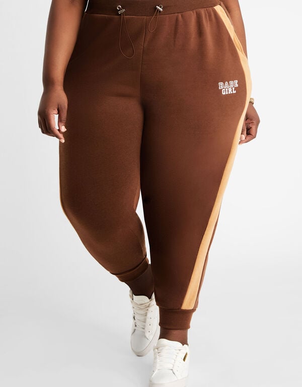 Babe Girl Graphic Velour Jogger, Brown image number 0